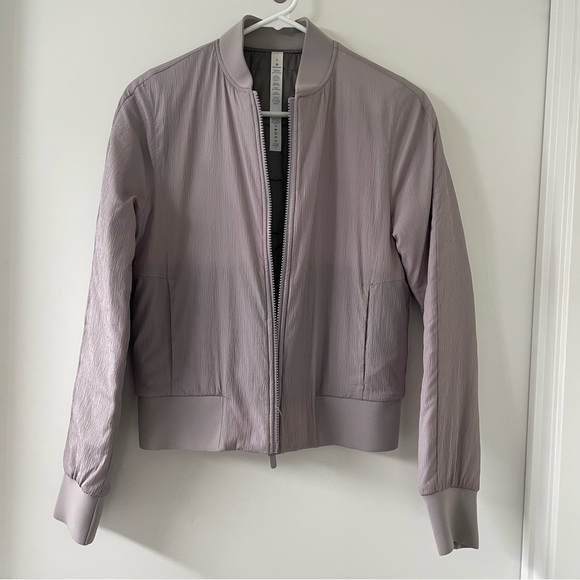 Lululemon reversible bomber jacket in lavender - Picture 1 of 14